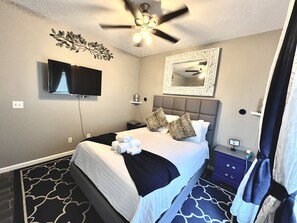 3 bedrooms, desk, iron/ironing board, free WiFi - Atlanta’s International Oasis (Atlanta)
