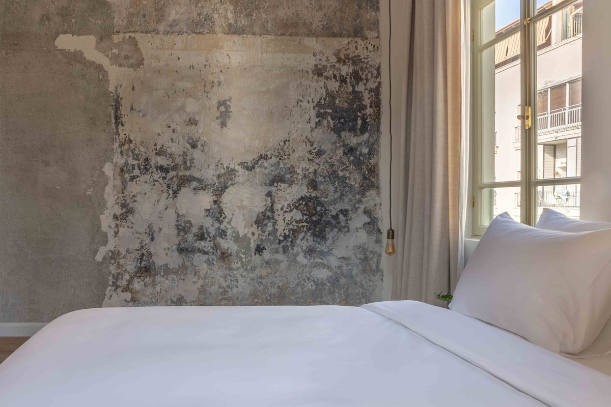 Deluxe Double Room, 1 King Bed (XVII)