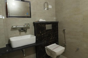 Shower, towels