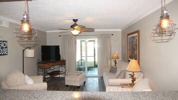 Condo, Multiple Beds, Patio, Garden View | 2 bedrooms, bed sheets