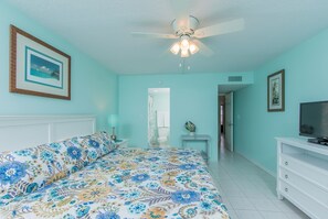 公寓客房, 多張床, 陽台, 花園景觀 | 2 間臥室、床單