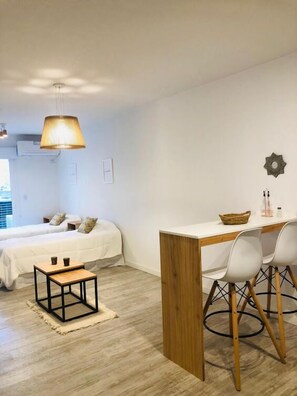 Comfort Studio Suite 5 D | Premium bedding, individually decorated, iron/ironing board, free WiFi - Salguero Suites (Buenos Aires)