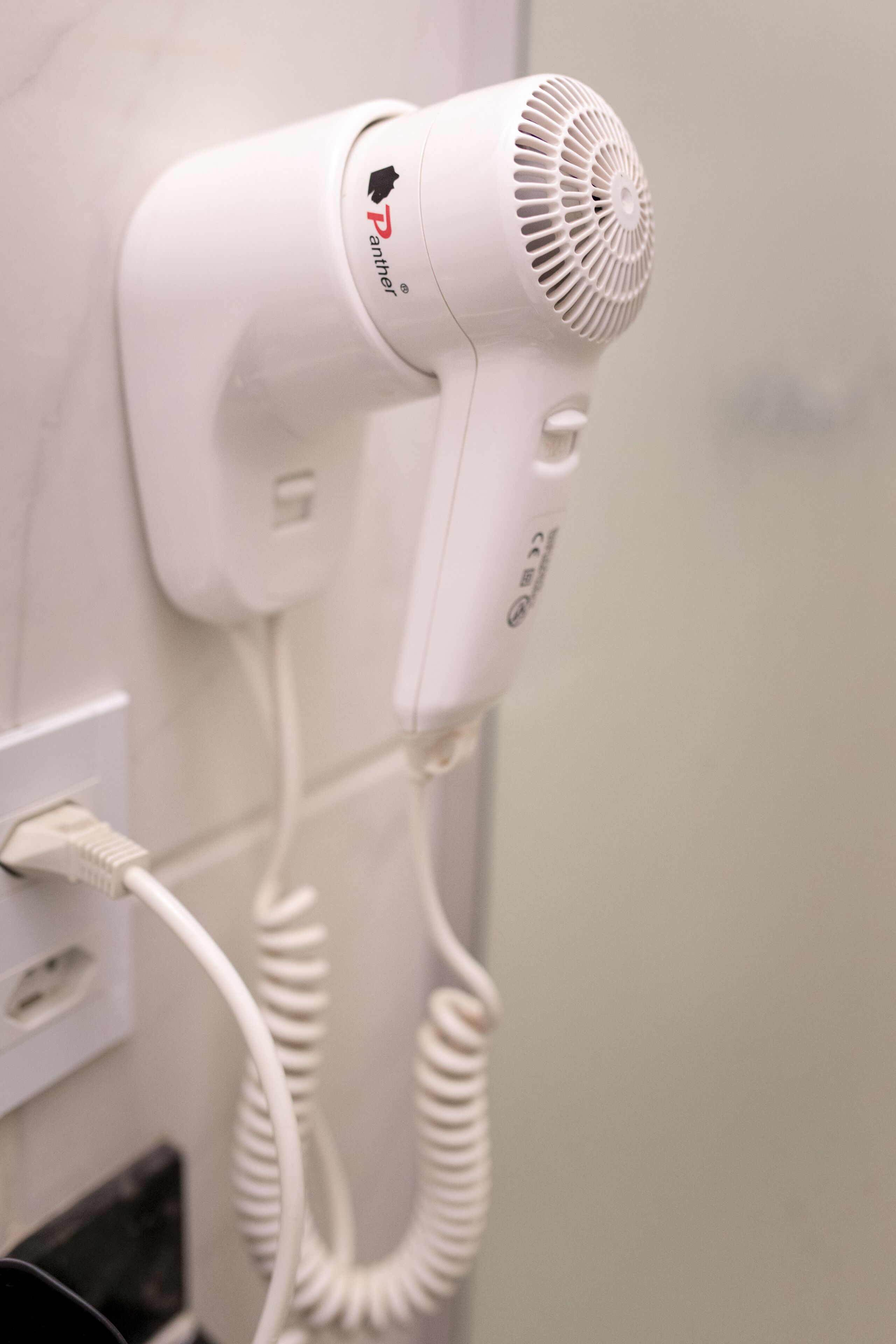 free toiletries, towels