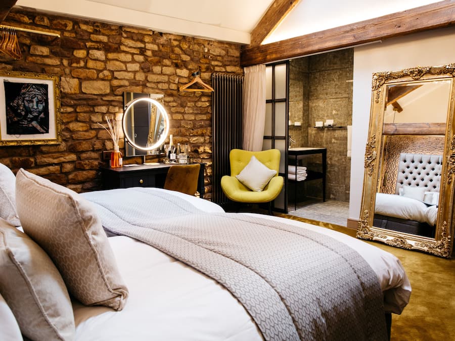 Deluxe Double Room | Premium bedding, individually decorated, individually furnished, desk