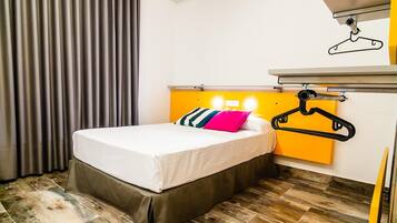 City Double Room | Desk, blackout drapes, soundproofing, rollaway beds