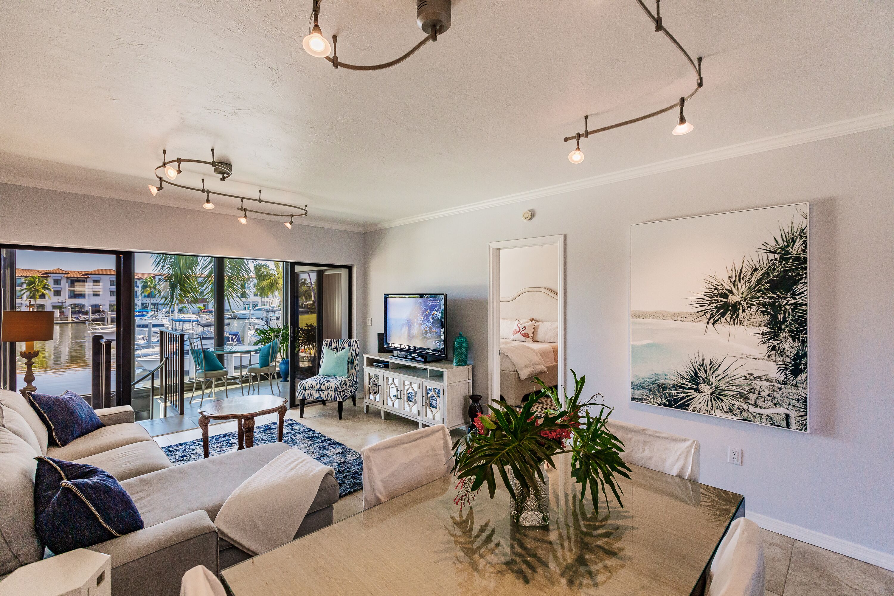 Naples 5th Ave, 2BR /2 bath condo at BeauMer