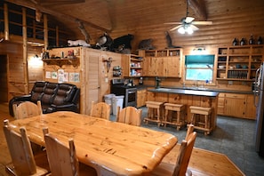 Interior - Bald Beaver Lodge A hunting, Fishing, 4-wheeling, Snowmobiling paradise! (Big Falls)
