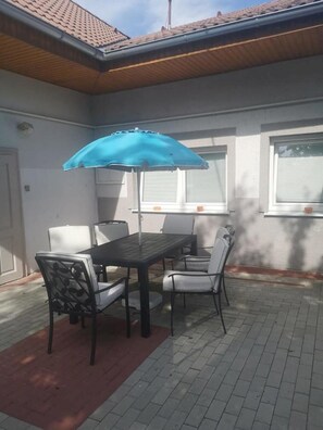 Huoneisto, 2 makuuhuonetta, terassi | Terassi/patio