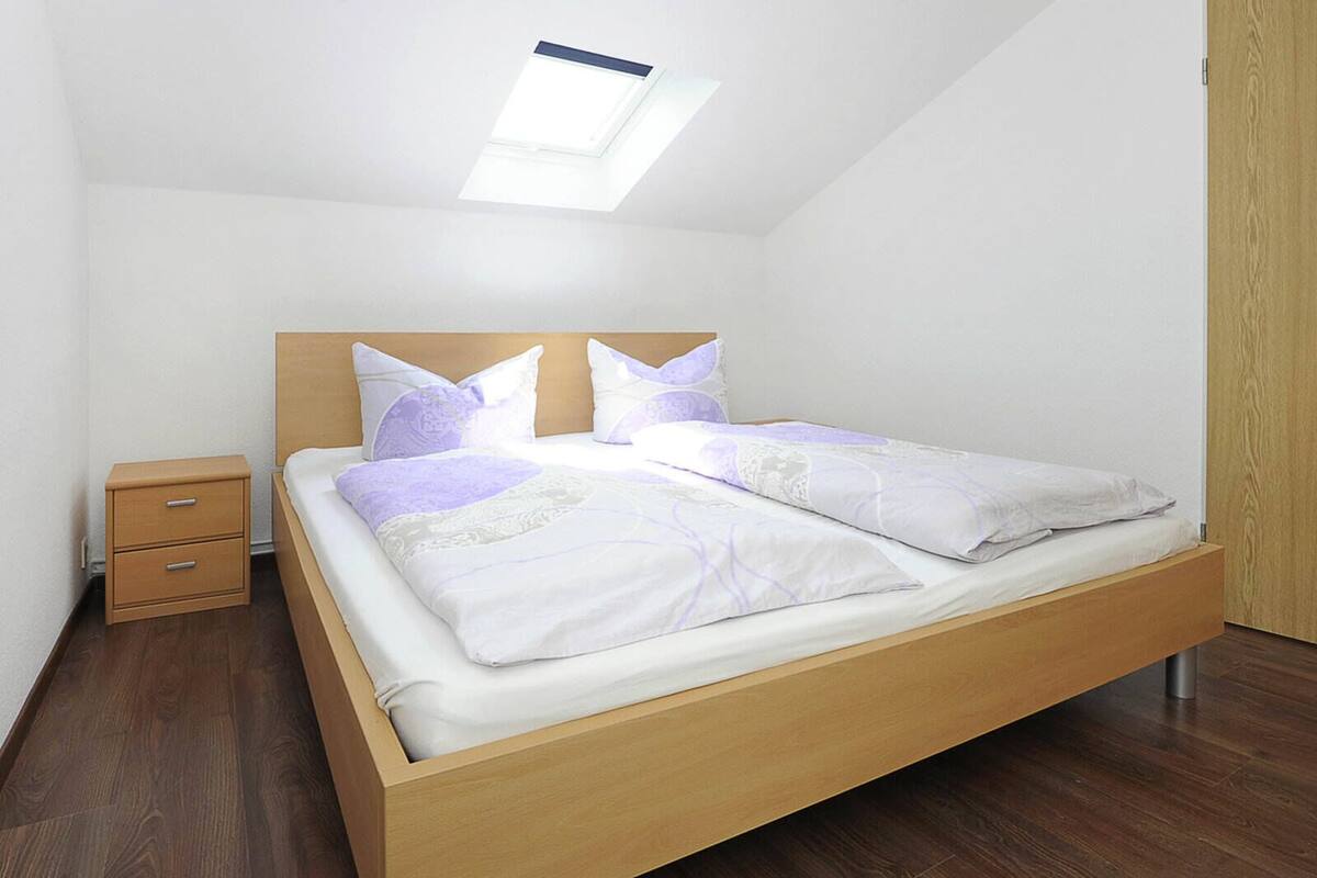 Apartment, 2 Bedrooms (Blackpearl) | Hypo-allergenic bedding available, cribs (free), WiFi (surcharge)