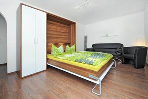Apartment (Kiebitz) | Hypo-allergenic bedding, free cribs/infant beds, WiFi
