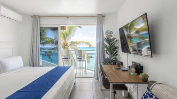 1 bedroom, in-room safe, desk, iron/ironing board