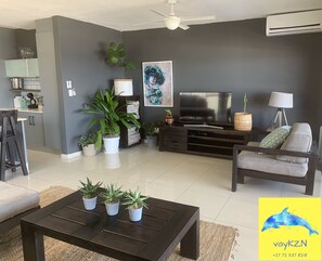 Living area - Escape to an oat reserve (Umdloti Beach)