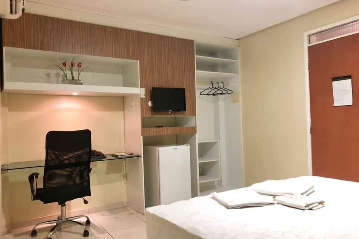 Minibar, Wi-Fi gratuit, draps fournis