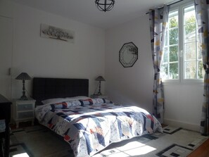 1 bedroom, WiFi, bed sheets - Elizondoa House 3 >> (Masparraute)