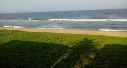 Maxiprime otels Uthandi