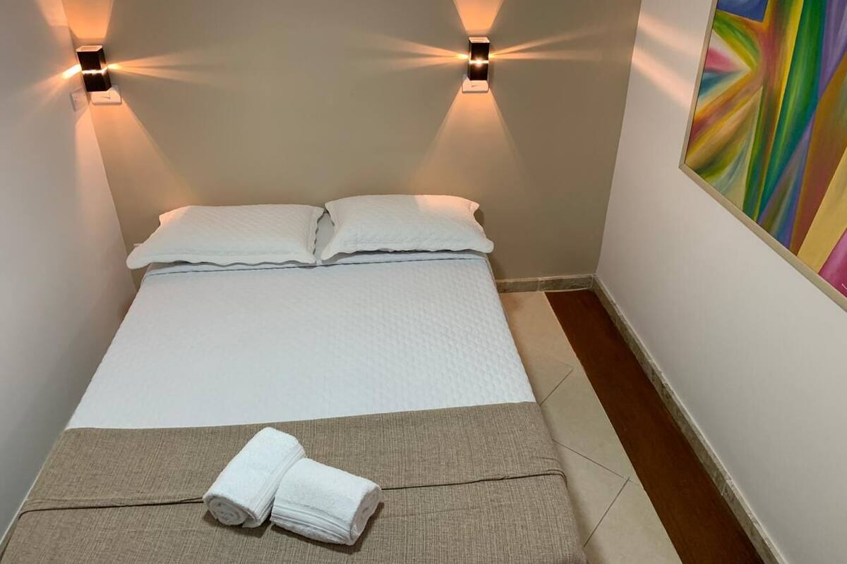 Suite Executiva Papa Gente | 1 bedroom, minibar, WiFi (free), individually decorated