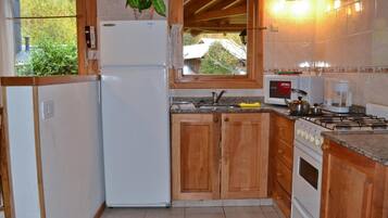 Refrigerador con freezer, horno
