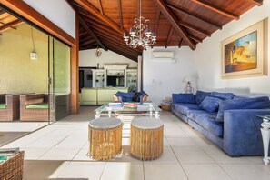 Smart-TV, DVD-Player