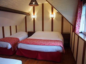 Premium bedding, individually decorated, individually furnished, desk