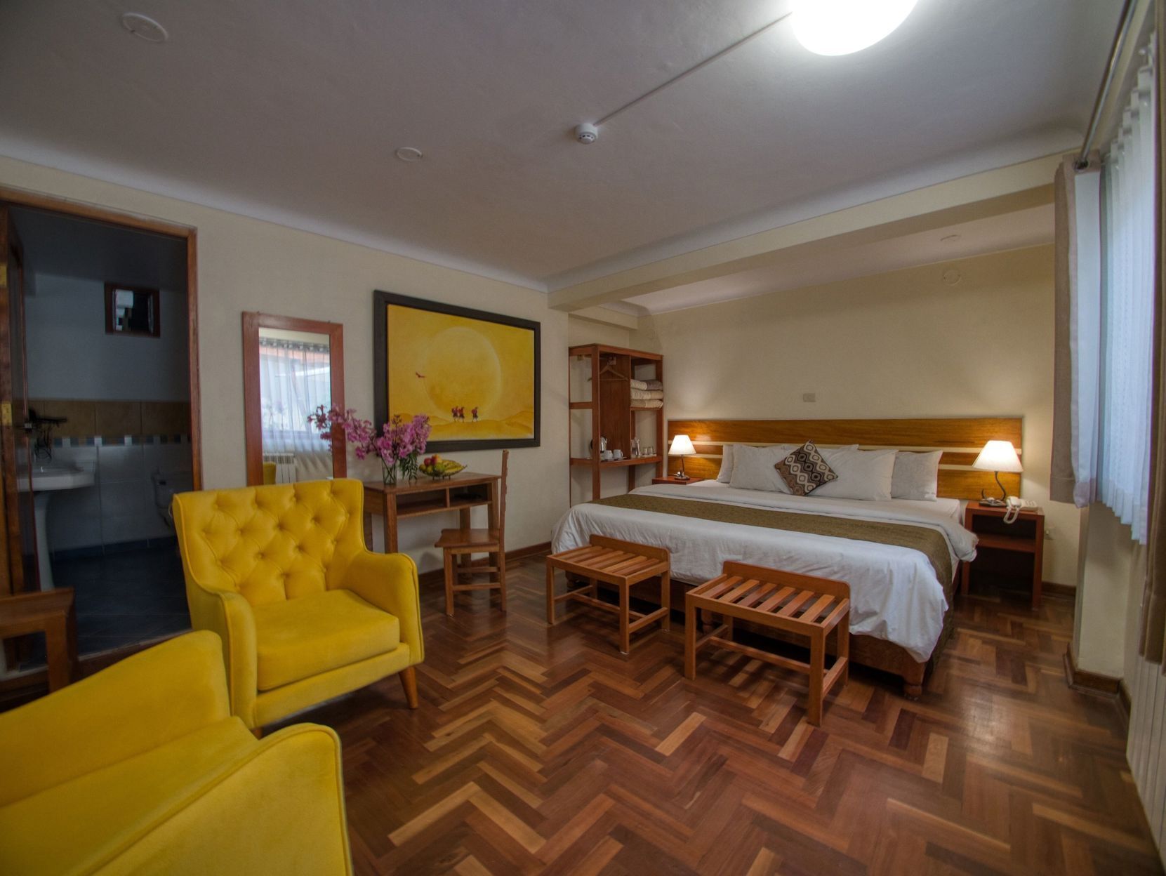 Desk, blackout drapes, free WiFi, bed sheets