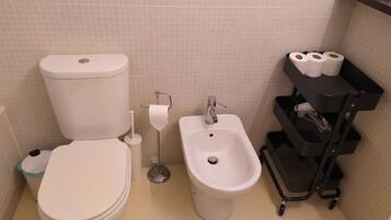 Hair dryer, towels, shampoo