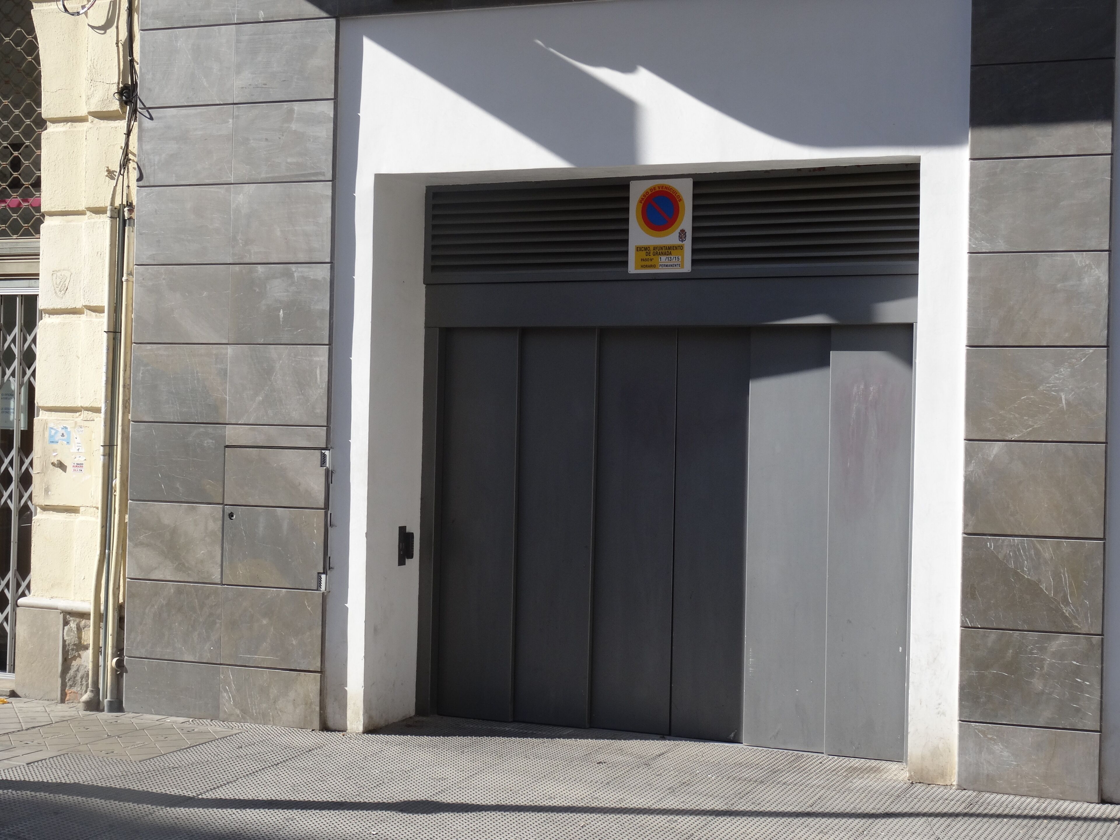 Aparcamiento sin asistencia gratuito