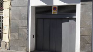 Aparcamiento sin asistencia gratuito