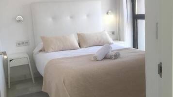 Apartment, Balcony, City View