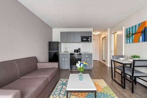In-room safe, desk, iron/ironing board, free WiFi