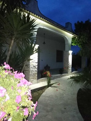 Exterior - Le Corti del Casale - Bed & Breakfast (Alberobello)