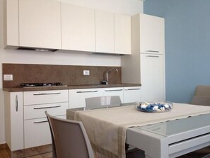 Comfort Apartment, 1 Bedroom, Balcony | Private kitchen - Casa Mafalda B&B (Chioggia)
