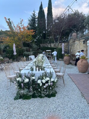 Espace banquet en plein air