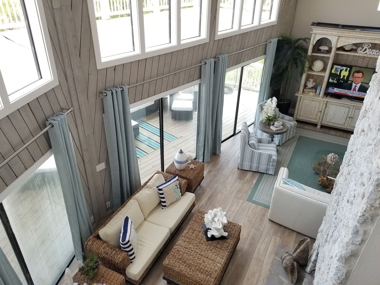 House, Multiple Beds, Balcony, Partial Ocean View | Living room | TV
