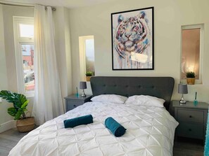 6 makuuhuonetta, työpöytä, silitysrauta/-lauta, Wi-Fi