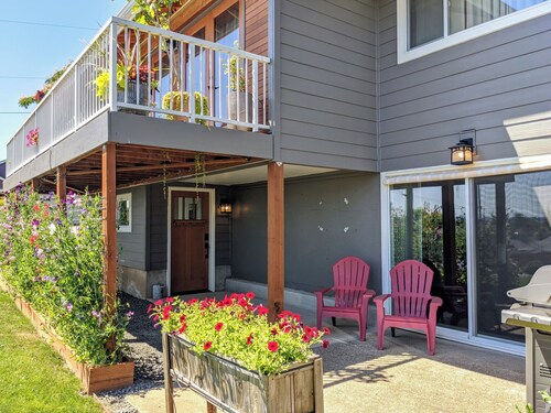 Seventh Haven: A king suite in the heart of Dundee