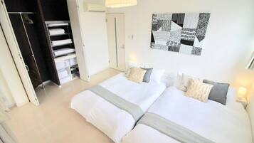 2 室のベッドルーム、アイロン / アイロン台、インターネット、ベッドシーツ