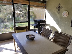 House, Multiple Beds, Lanai, Garden View | Private kitchen | Fridge, microwave, stovetop, dishwasher