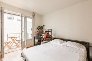 2 bedrooms, WiFi, bed sheets