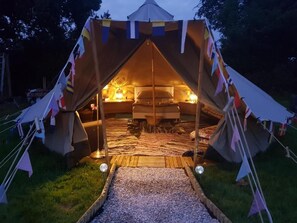 Front of property - Primrose Farm Holidays (Truro)