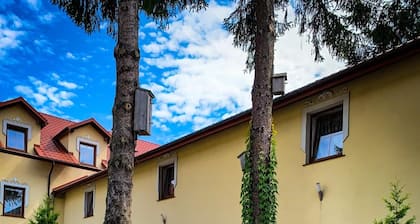 Hotel & Spa Antyczny Dwór