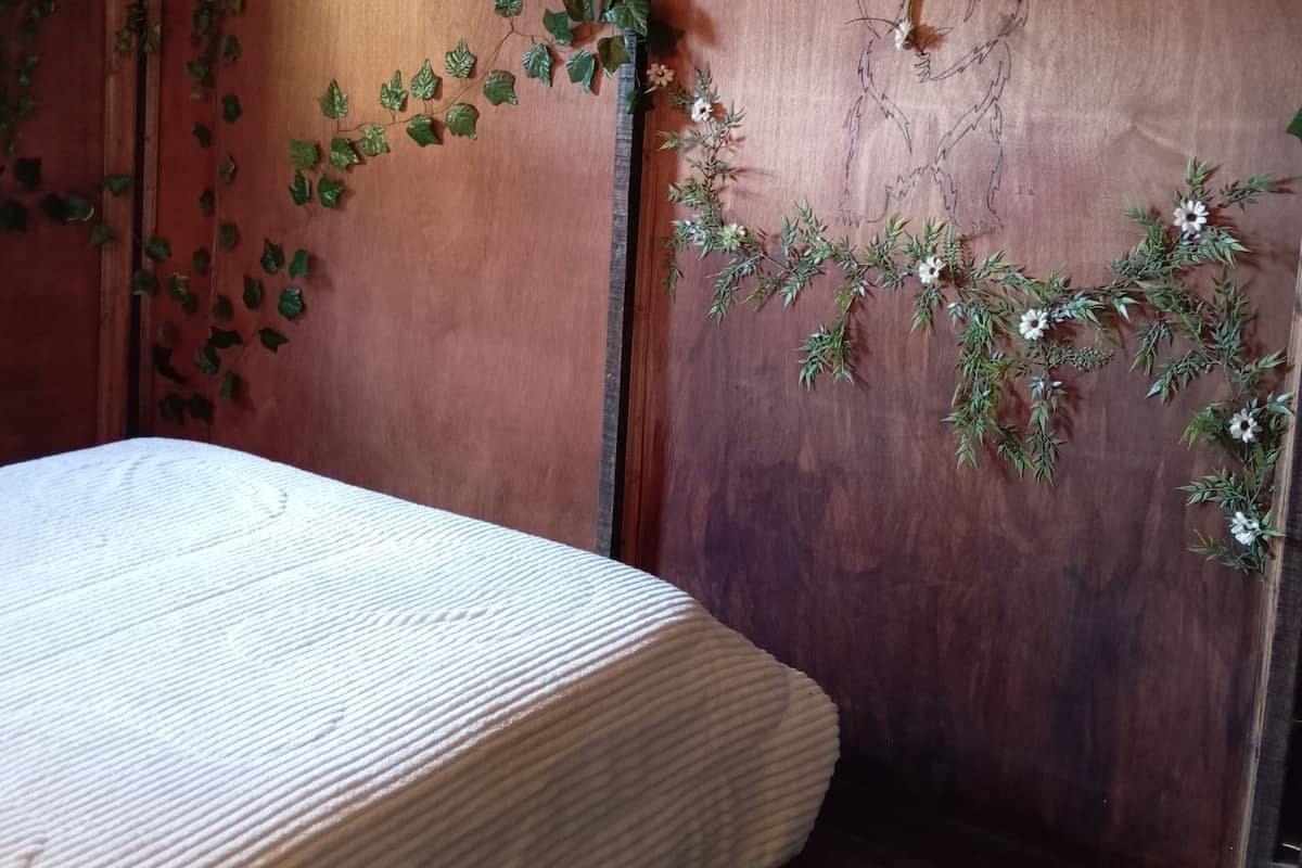 Design huisje, 1 tweepersoonsbed | Gratis wifi, beddengoed