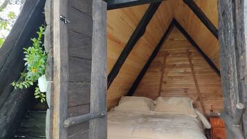 Design Double Room | Free WiFi, bed sheets