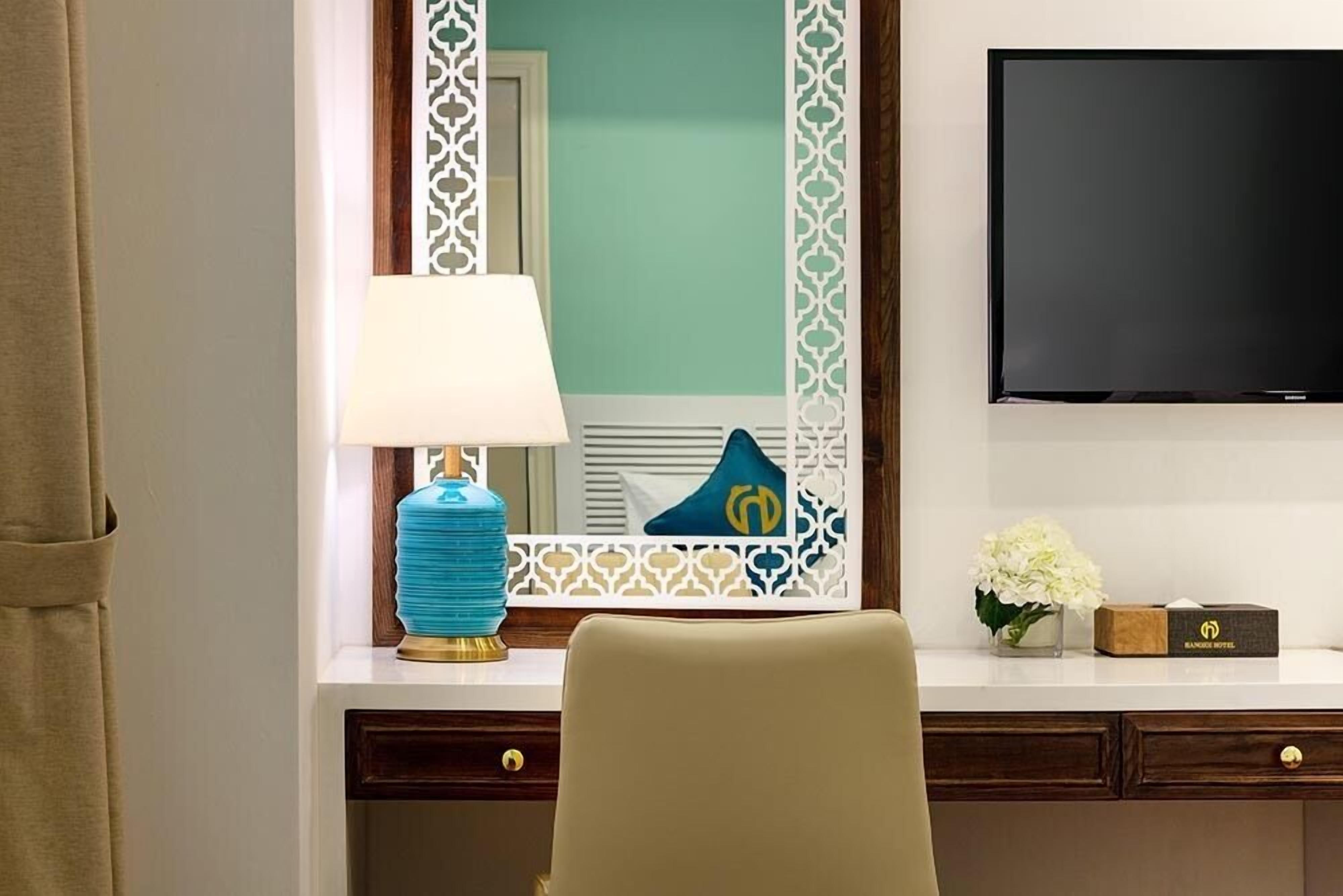 deluxe double room | 1 bedroom, premium bedding, minibar, in-room safe