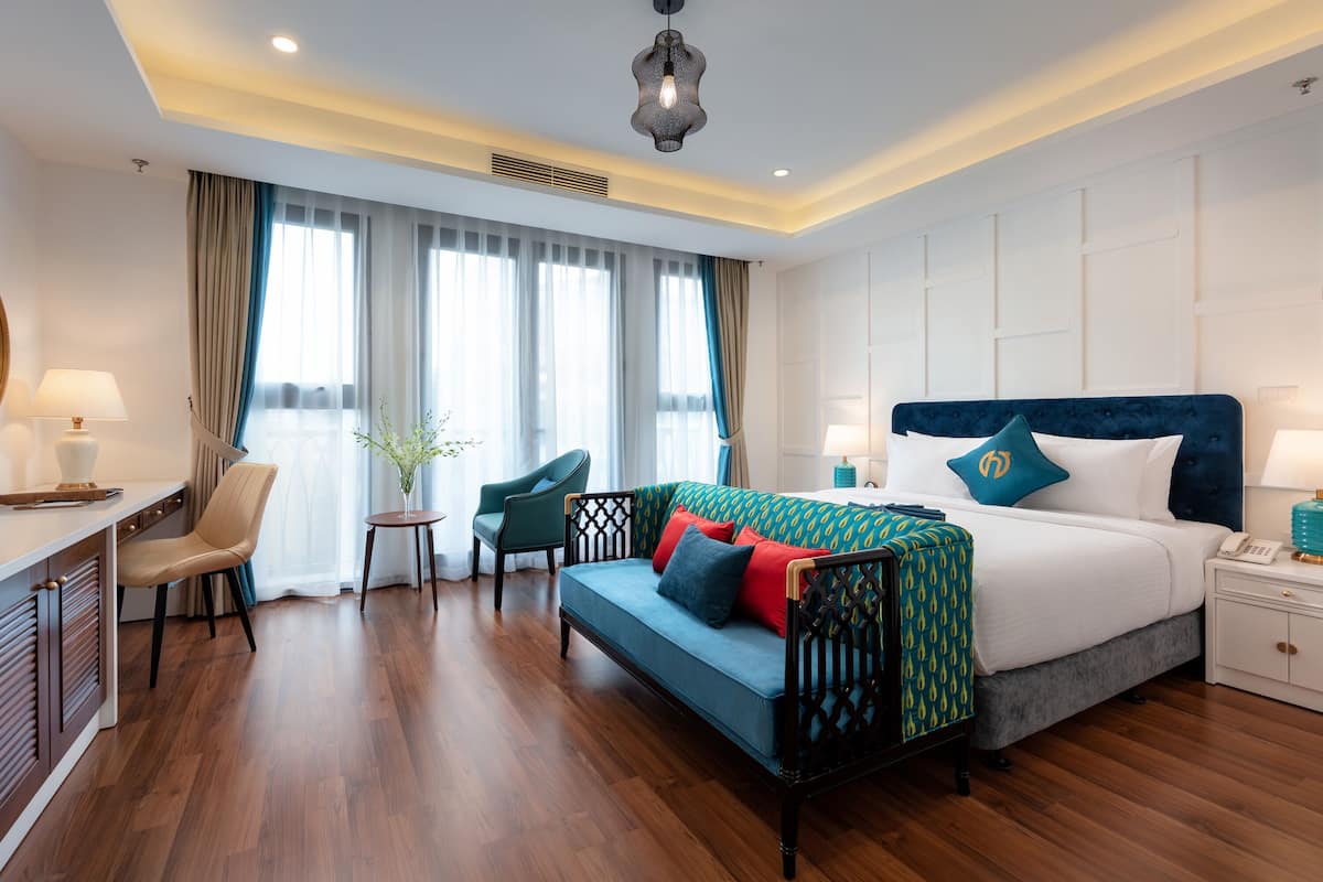 Studio, City View | 1 bedroom, premium bedding, minibar, in-room safe