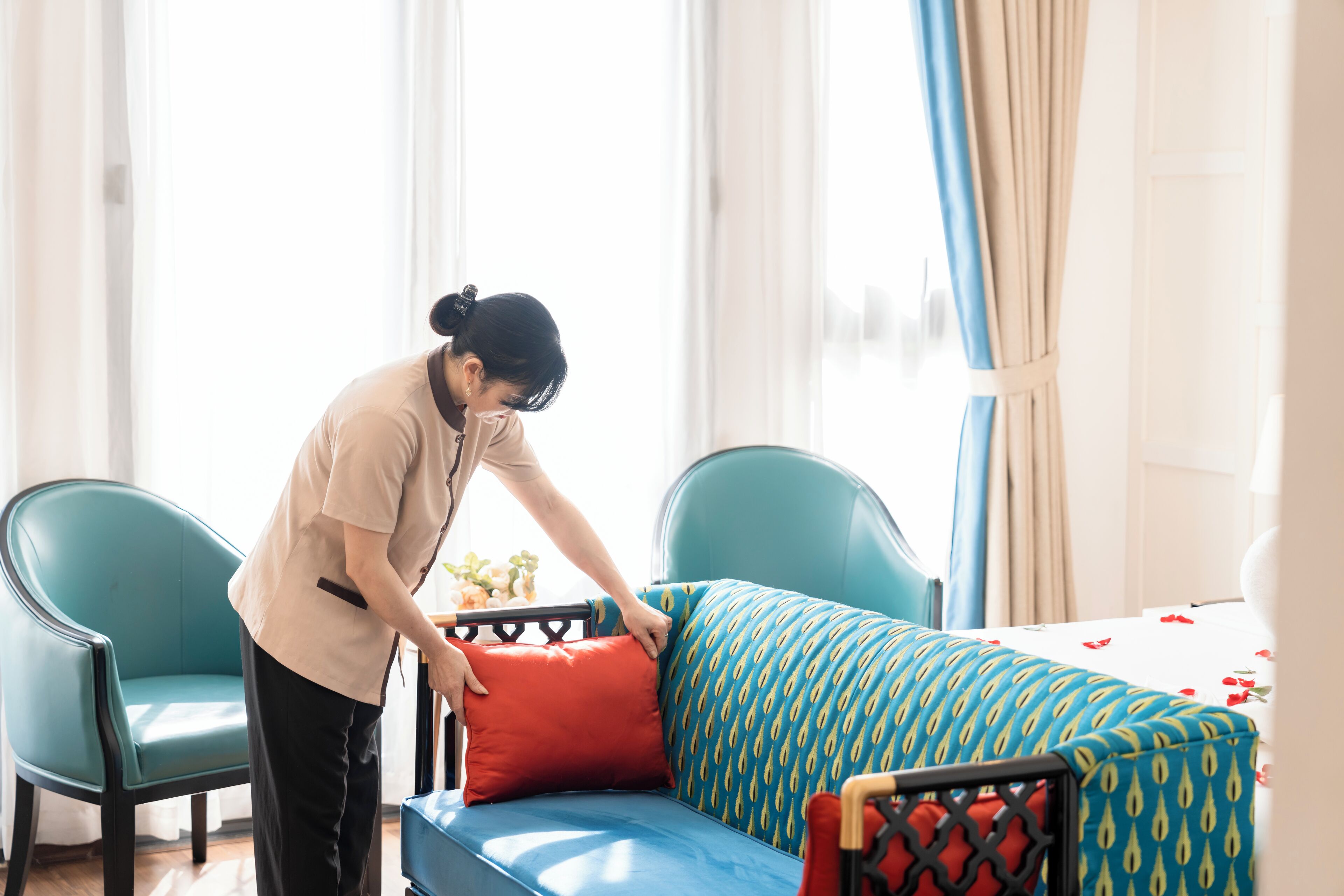 1 bedroom, premium bedding, minibar, in-room safe