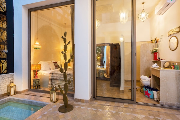 Doppelzimmer (The Gold Room) | Hochwertige Bettwaren, Pillowtop-Betten, individuell dekoriert