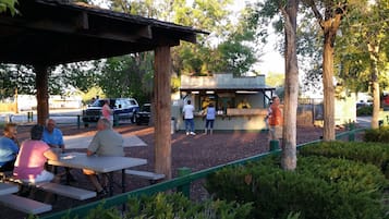 BBQ/picnic area