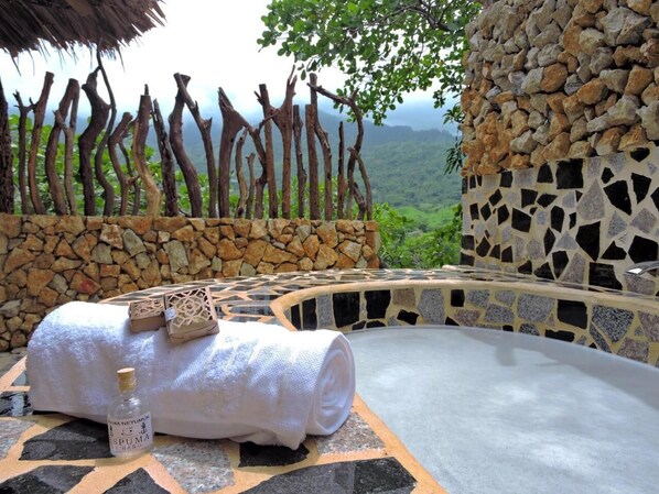 Deluxe kamer, 1 queensize bed | Luxe beddengoed, beddengoed