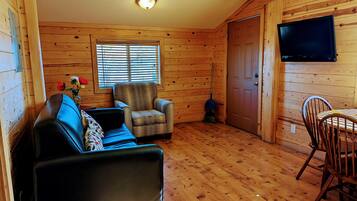 Standard Bungalow | Living area