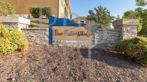Unclassified image, 1 of 3, button - Branson | Branson Getaway | Pool & Hot Tub | 2BR (Branson)